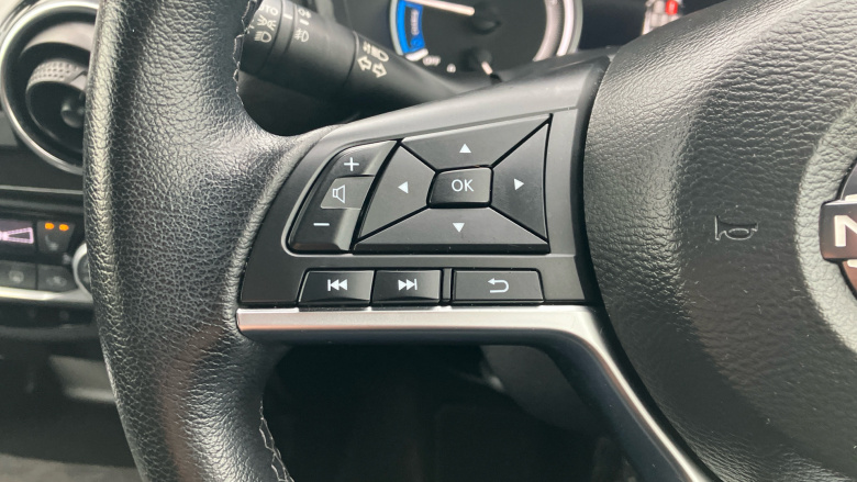 Nissan Juke 1.6 Hybrid Tekna+ 5dr Auto Hybrid Hatchback